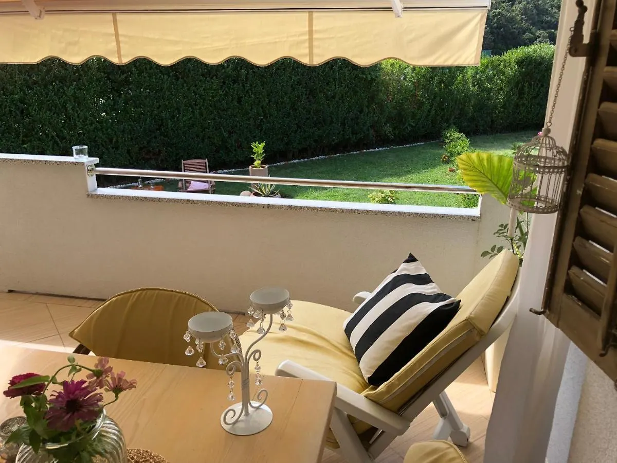 Apartment Natasa Palit 0*,  Kroatien